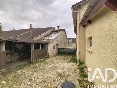 Maison - 93 m² - 5 pièces