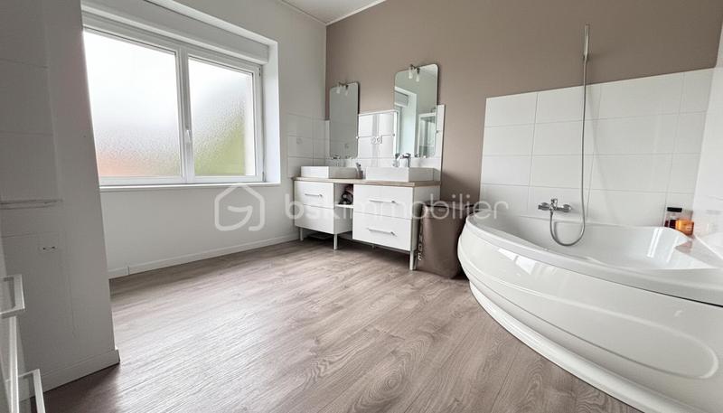 Longère - 200 m² - 6 pièces