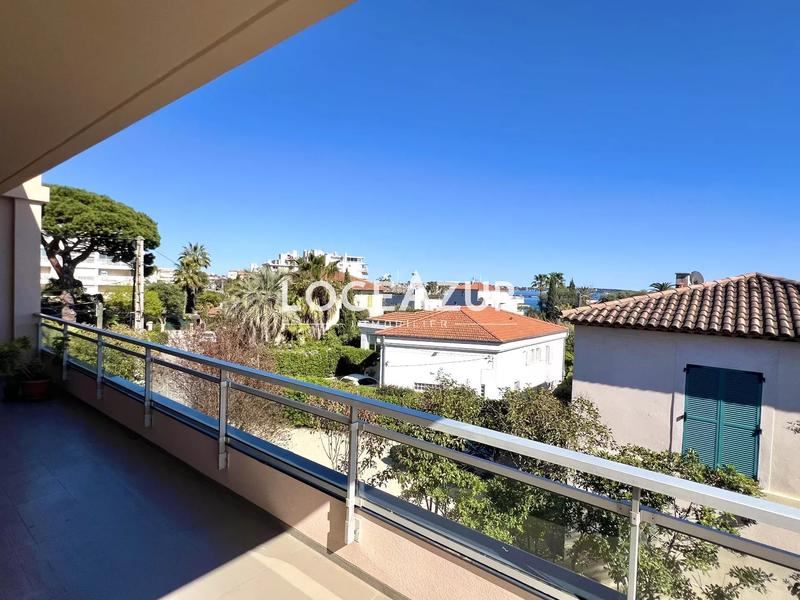 Villa - 262 m² - 9 pièces