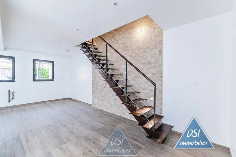 Maison - 123 m² - 4 pièces