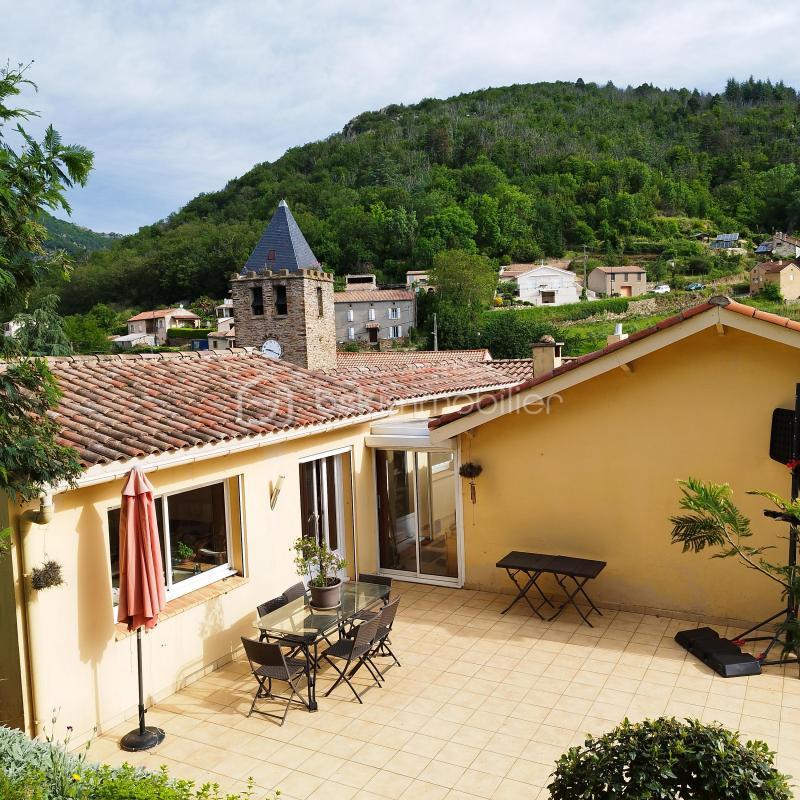 Maison - 132 m² - 6 pièces