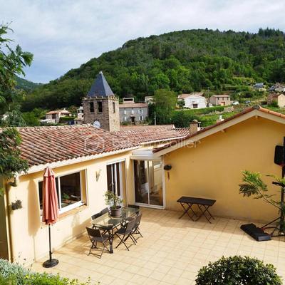 Maison - 132 m² - 6 pièces