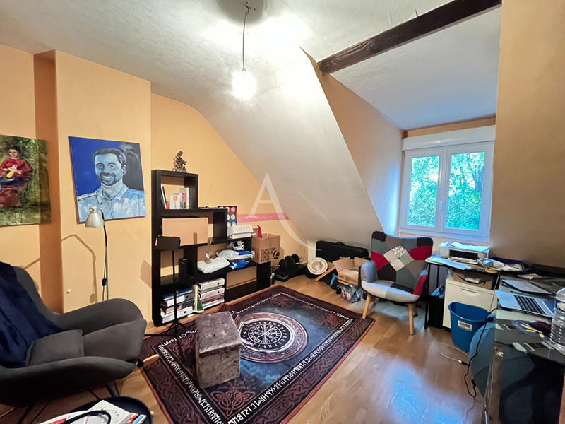 Maison - 100 m² - 4 pièces