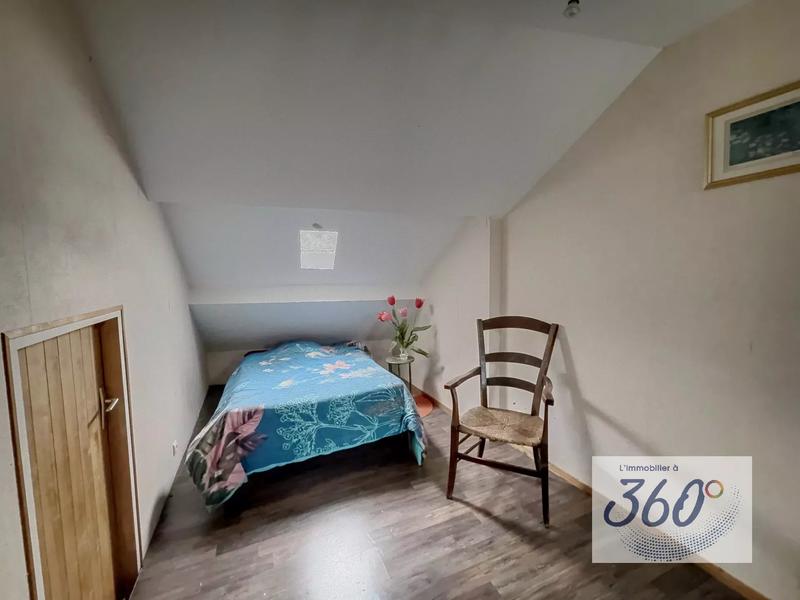 Appartement - 107 m² - 4 pièces