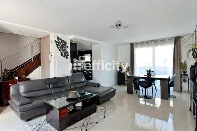 Duplex - 73 m² - 4 pièces