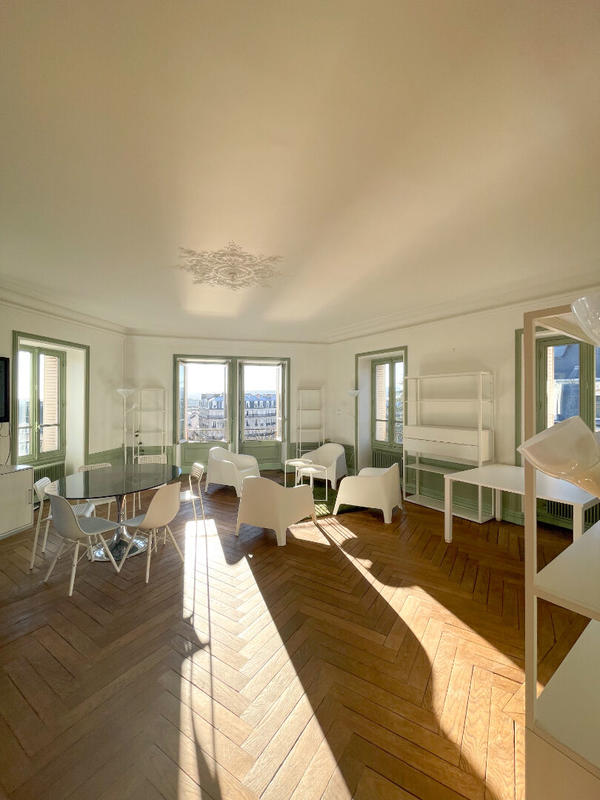 Bureau - 195 m² - 7 pièces