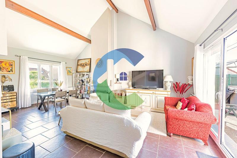 Maison - 115 m² - 5 pièces