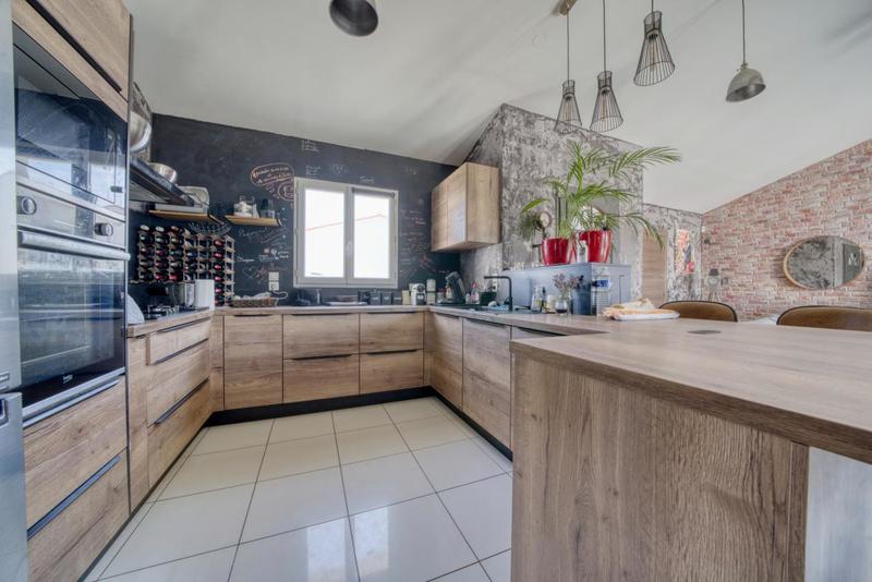 Villa - 144 m² - 7 pièces