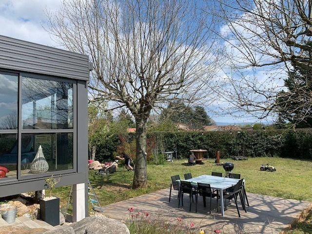 Villa - 203 m² - 7 pièces