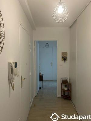 Chambre - 12 m² - 1 pièce