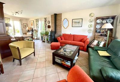 Pavillon - 140 m² - 7 pièces