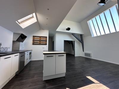 Appartement - 82 m² - 4 pièces