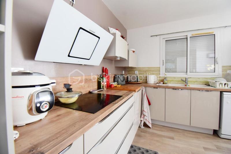 Villa - 100 m² - 5 pièces