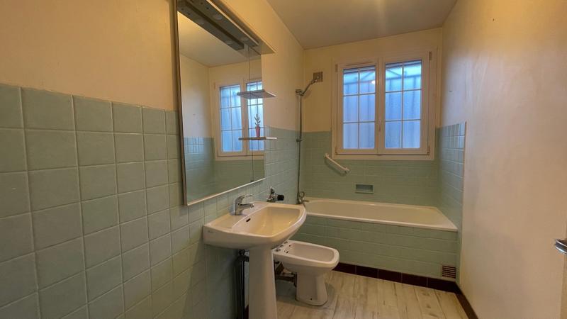 Maison - 110 m² - 7 pièces