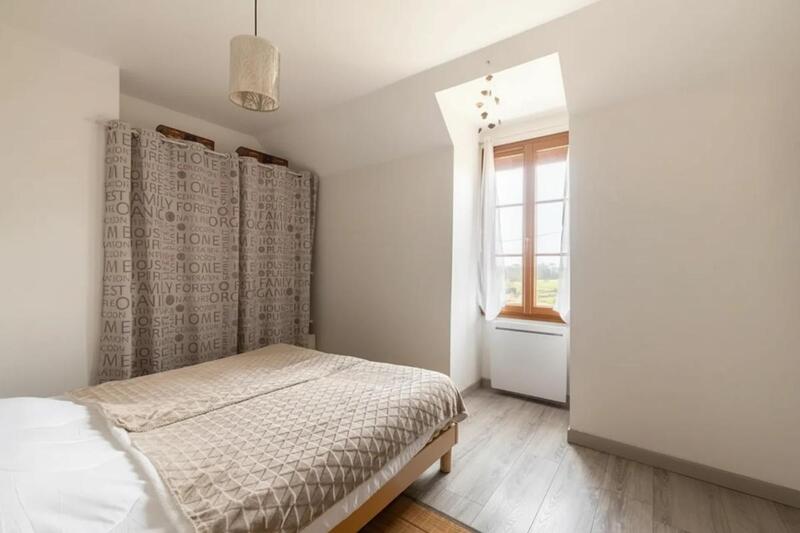 Maison - 142 m² - 9 pièces