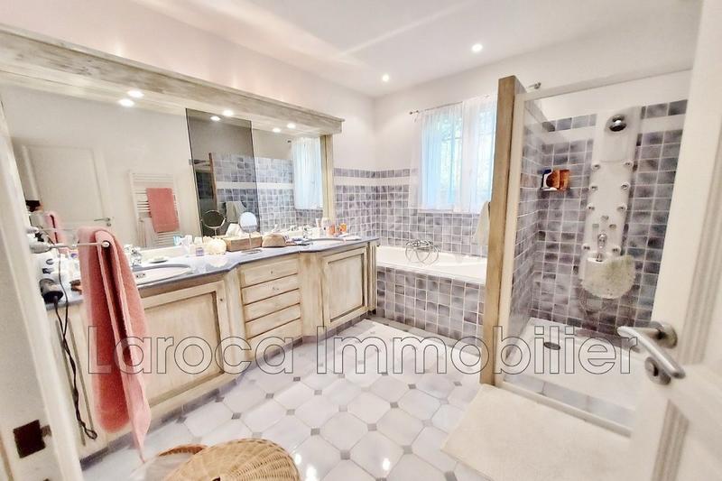 Villa - 150 m² - 5 pièces