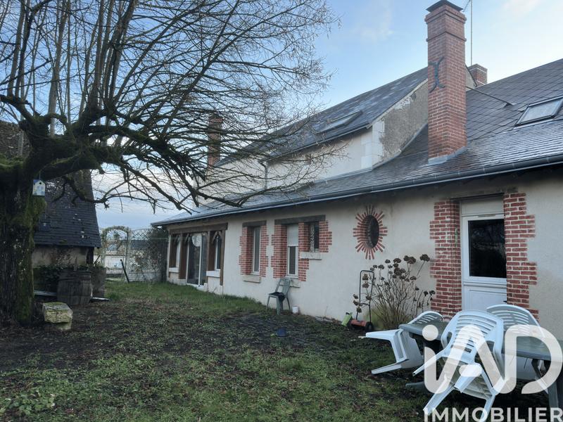 Maison de village - 222 m² - 8 pièces