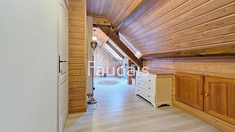 Maison - 123 m² - 6 pièces