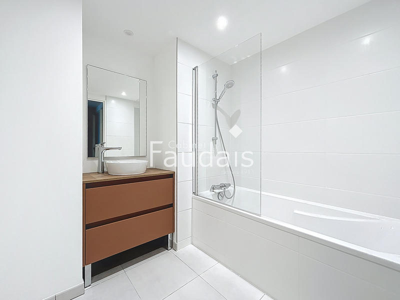 Appartement - 115 m² - 4 pièces