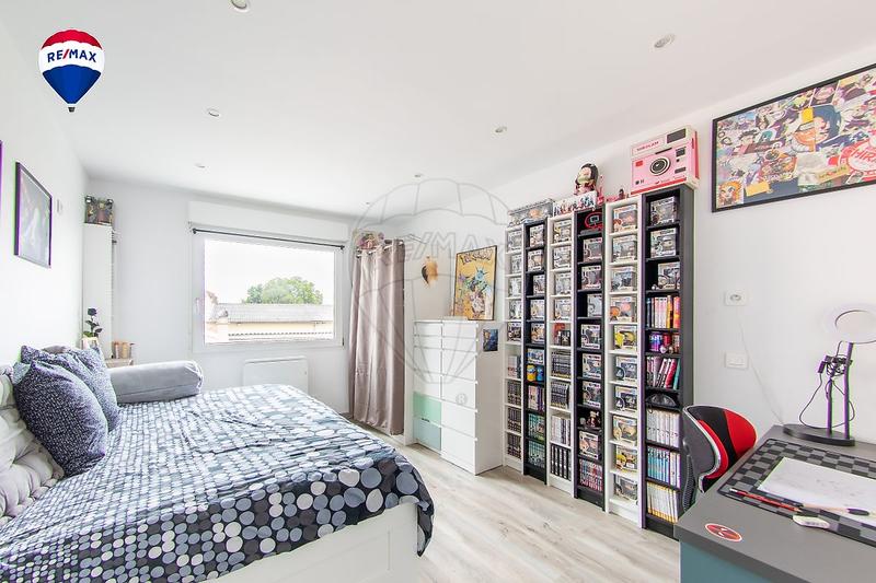 Appartement - 107 m² - 5 pièces