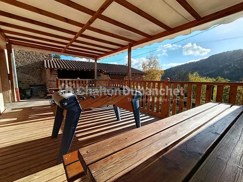 Local d'activité / Entrepôt - 270 m² - 10 pièces