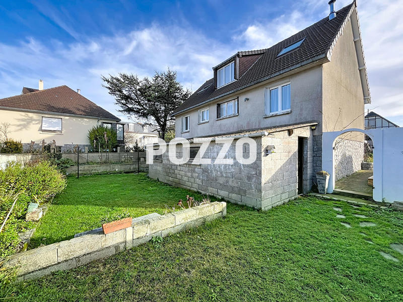 Maison - 105 m² - 7 pièces