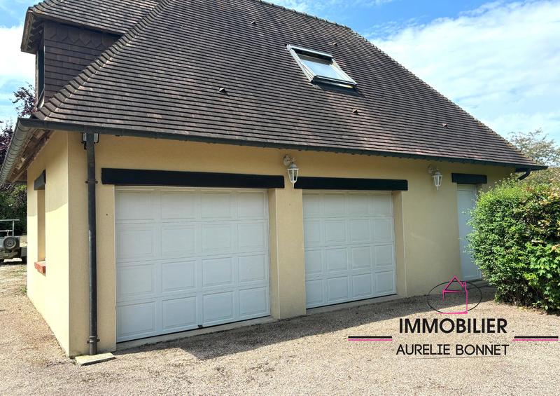 Maison traditionnelle - 130 m² - 7 pièces