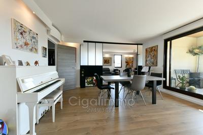 Appartement - 80 m² - 3 pièces