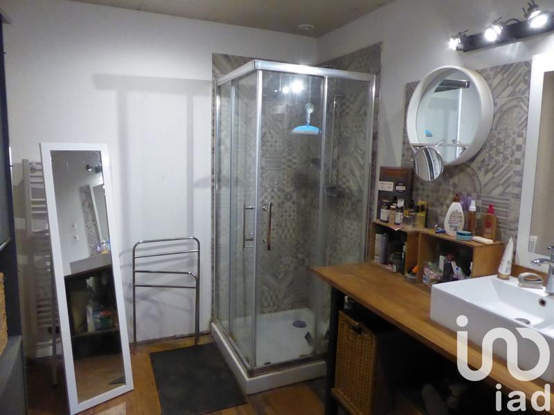 Maison - 225 m² - 10 pièces