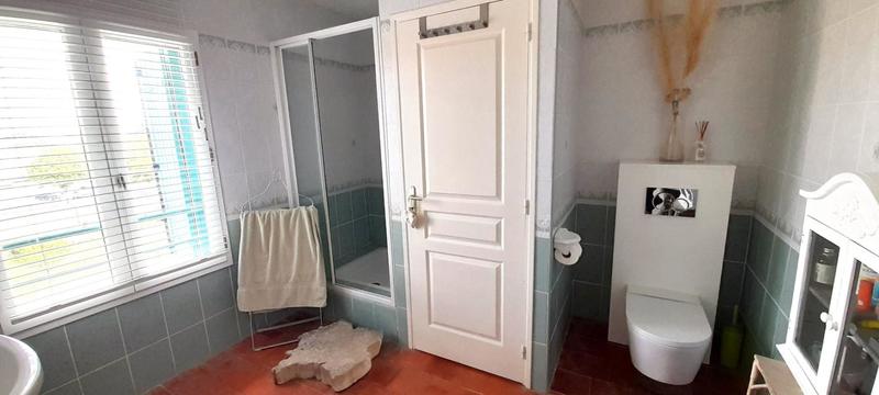 Maison - 200 m² - 8 pièces