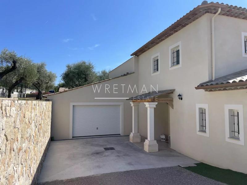 Villa - 210 m² - 6 pièces