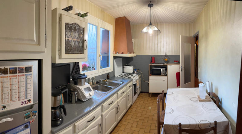 Propriété - 220 m² - 7 pièces