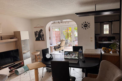 Villa - 80 m² - 5 pièces