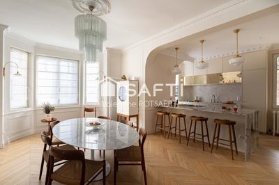 Maison de maîtres - 220 m² - 8 pièces