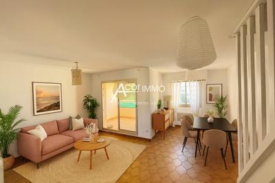 Appartement - 70 m² - 3 pièces