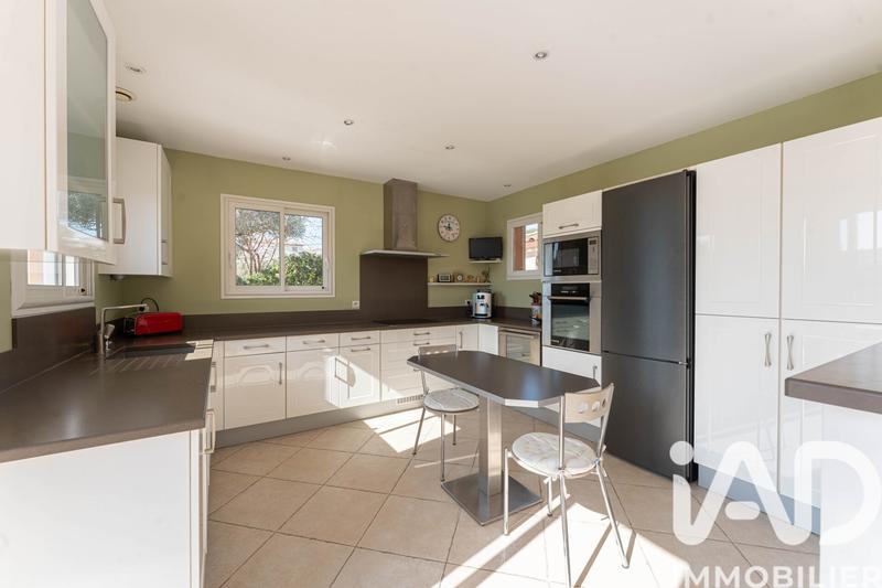 Maison - 145 m² - 7 pièces