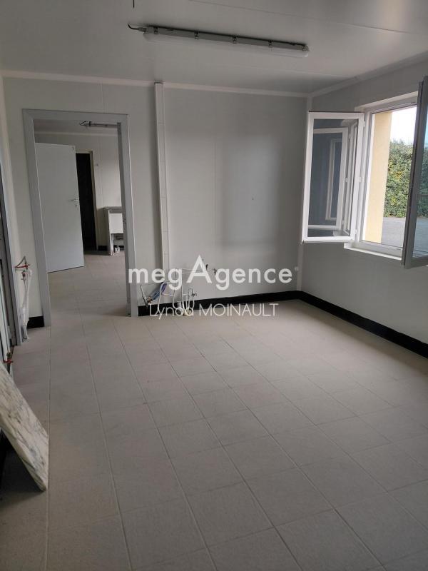 Local commercial - 147 m² - 6 pièces