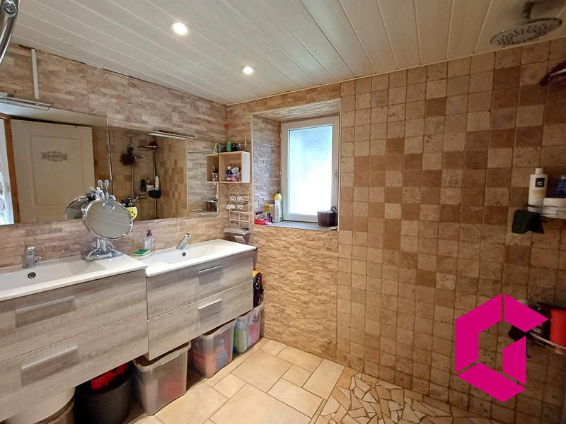 Maison ancienne - 168 m² - 4 pièces