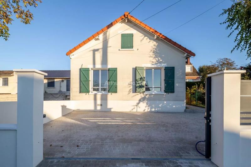 Maison - 65 m² - 3 pièces