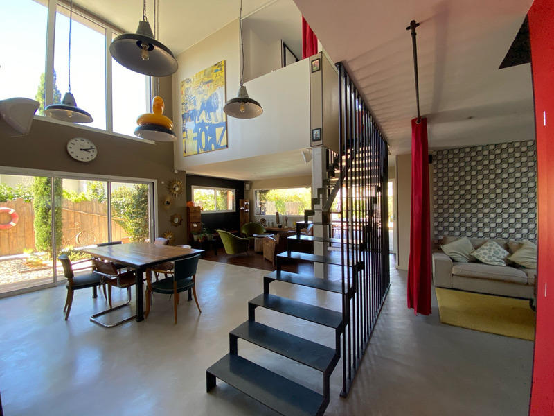 Maison - 228 m² - 7 pièces