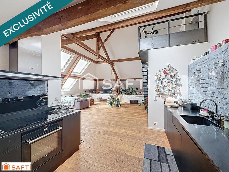 Maison - 260 m² - 10 pièces