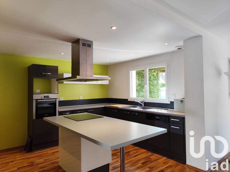 Maison - 195 m² - 7 pièces