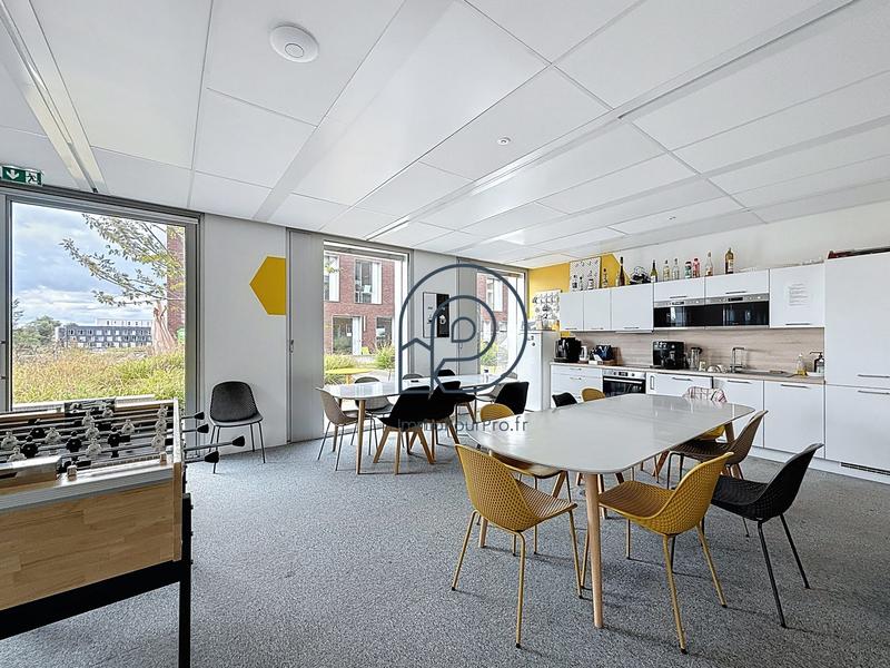Bureau - 440 m²