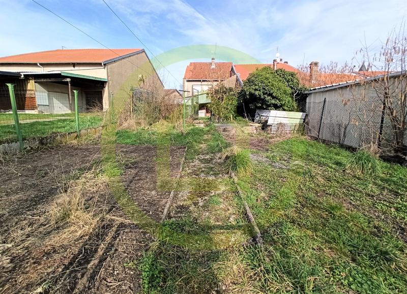 Maison - 96 m² - 5 pièces