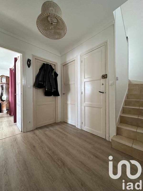 Maison - 95 m² - 5 pièces