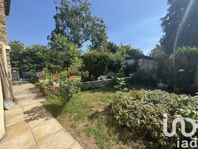 Maison - 104 m² - 6 pièces