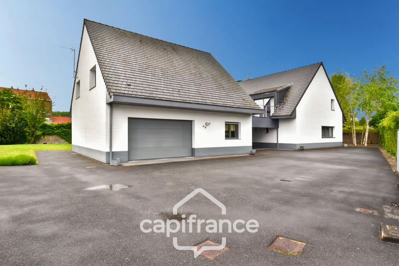 Maison - 428 m² - 11 pièces