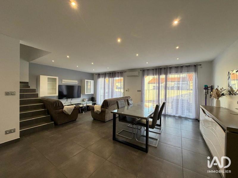 Maison - 92 m² - 3 pièces