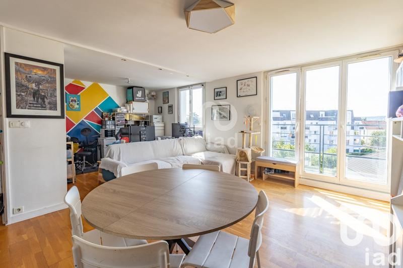 Appartement - 80 m² - 5 pièces