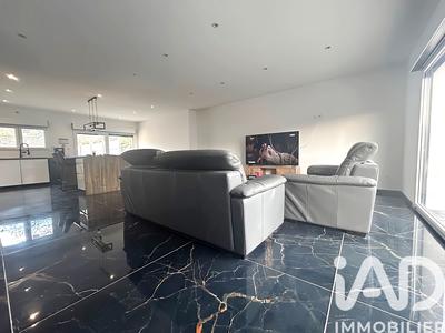 Maison - 125 m² - 5 pièces